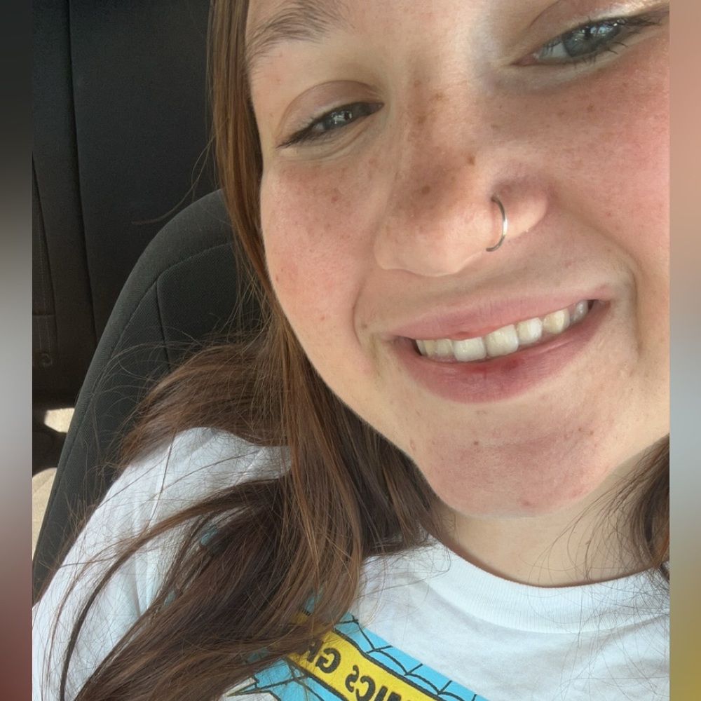 Meet your Posher, Chloe